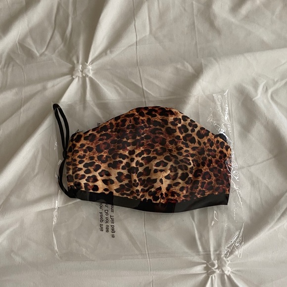 Leopard face mask - Picture 1 of 2